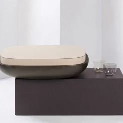 Sgabello e tavolo Olympia