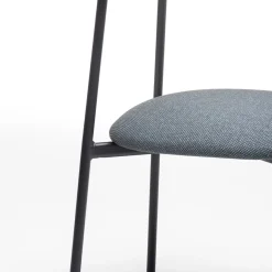 Sgabello grigio Pampa SG-80 di Studio Pastina