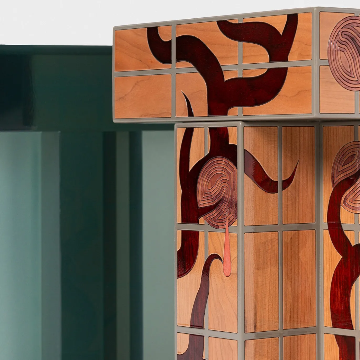 Sgabello Orvalho in Legno