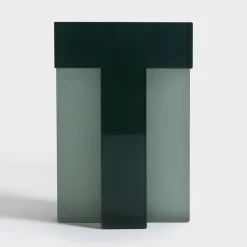 Sgabello Plus in resina verde