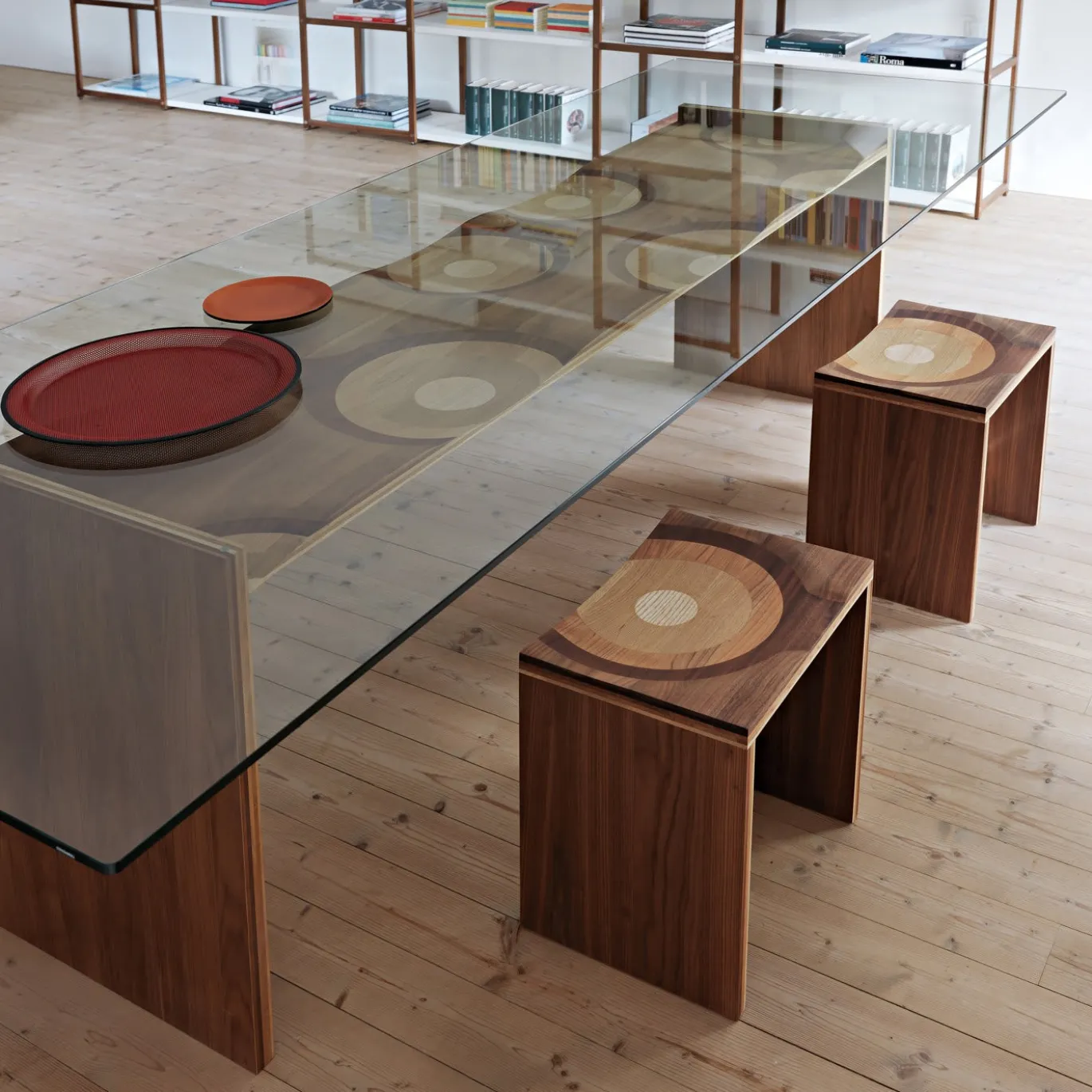 Sgabello Ripples Small di Toyo Ito