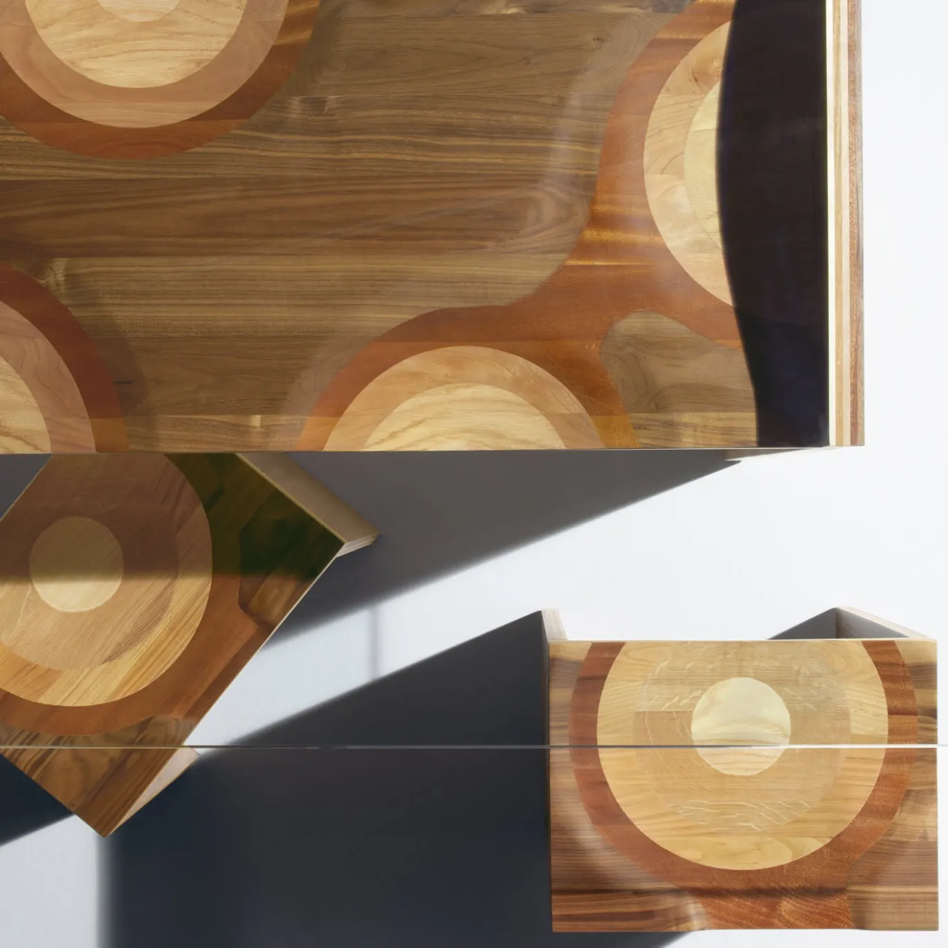 Sgabello Ripples Small di Toyo Ito