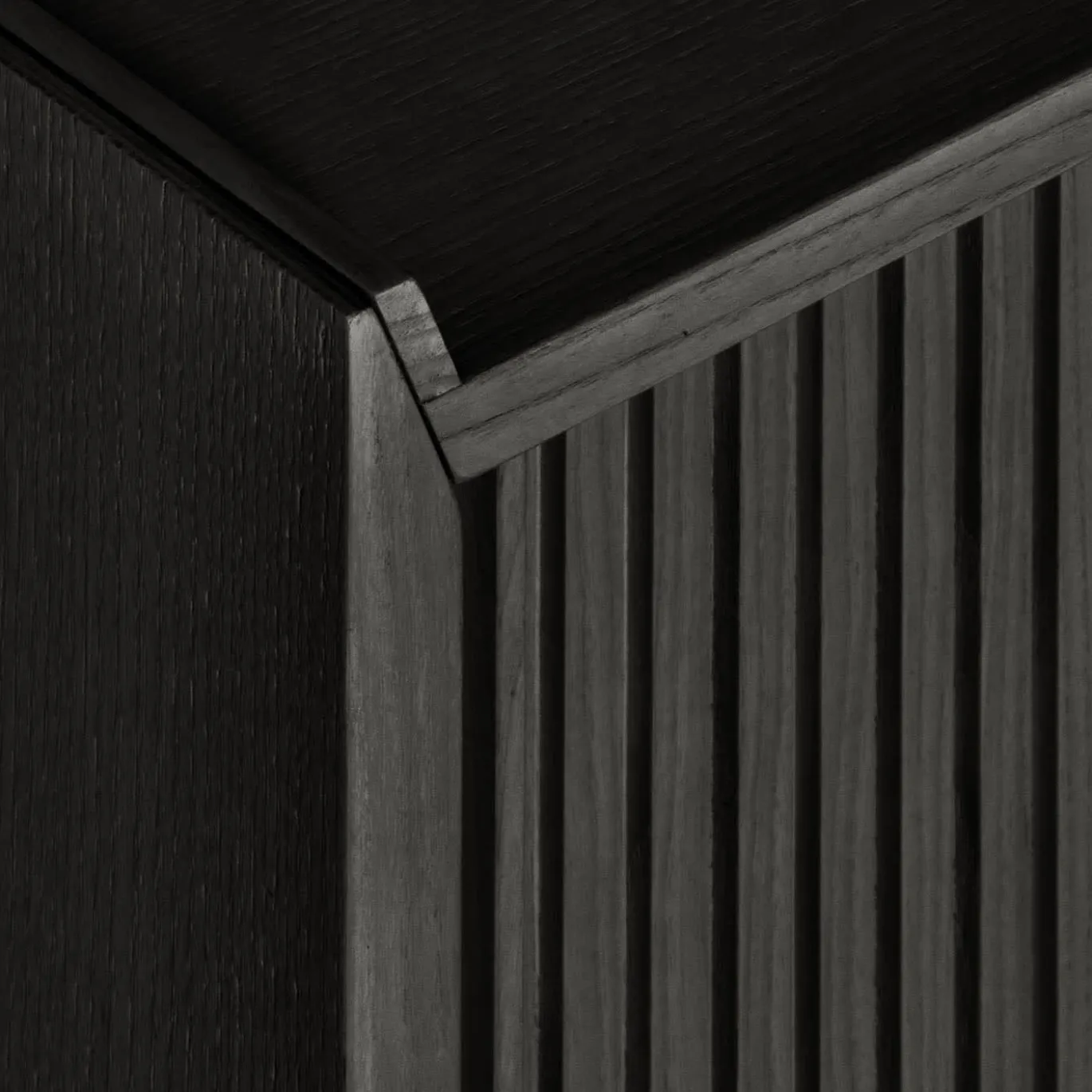 Sipario Credenza bassa a 3 ante in frassino nero