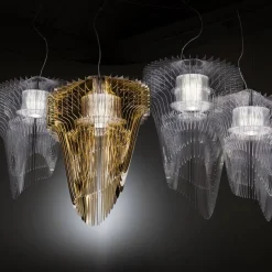Sospensione Aria Gold Small di Zaha Hadid