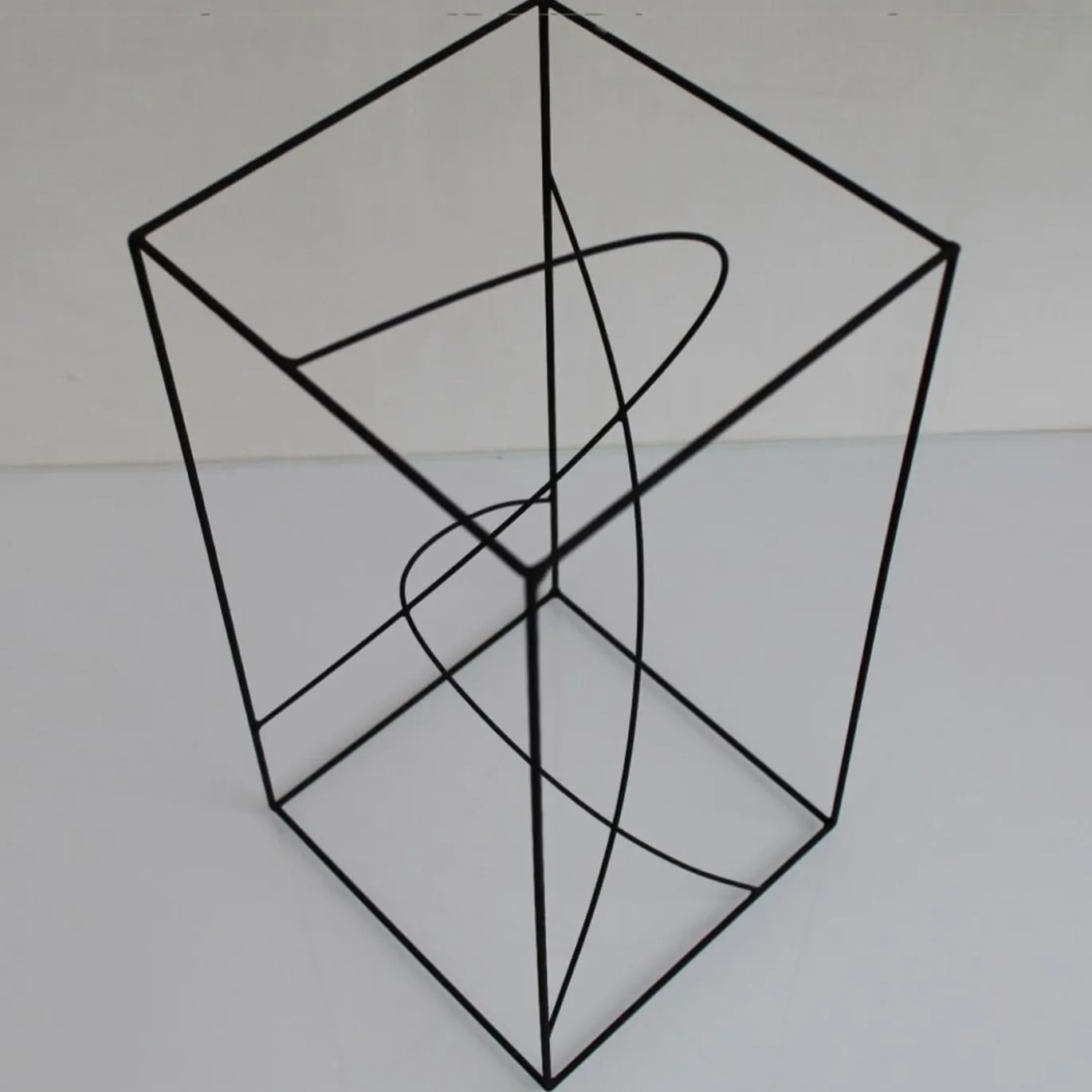 Spazio di Fuga Curvo Scultura