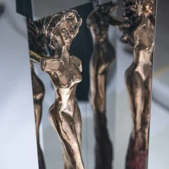 Specchio da parete Mirage con scultura in bronzo e acciaio argento
