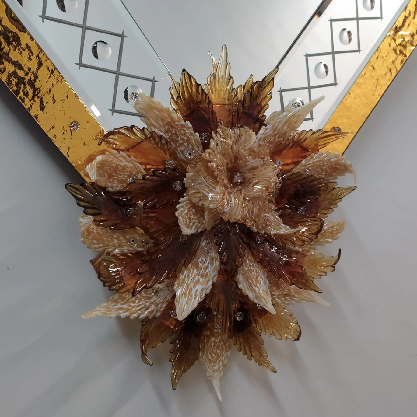Specchio in vetro di Murano Ambra Gold di Fratelli Tosi