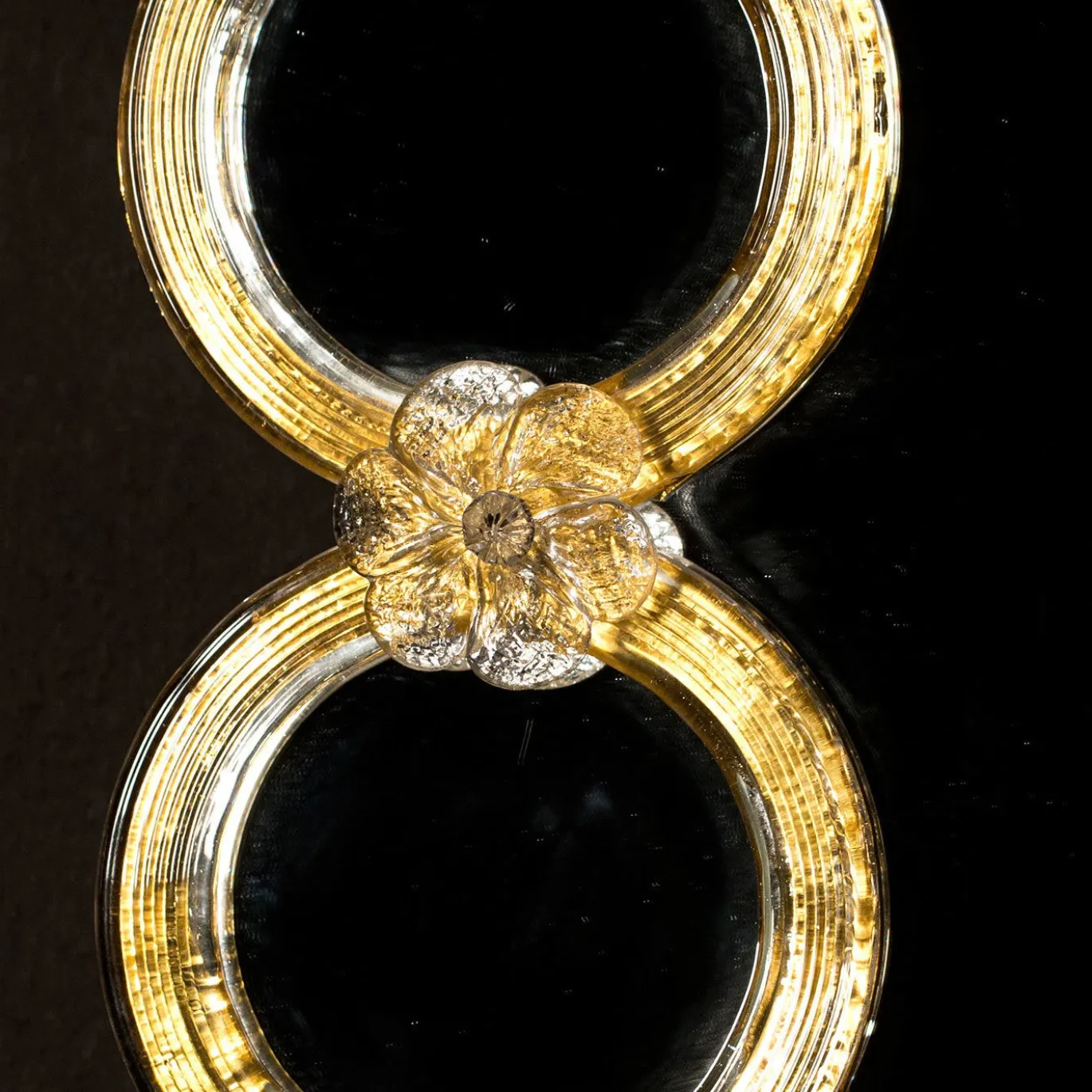 Specchio Venetian Rings in Vetro di Murano Dorato