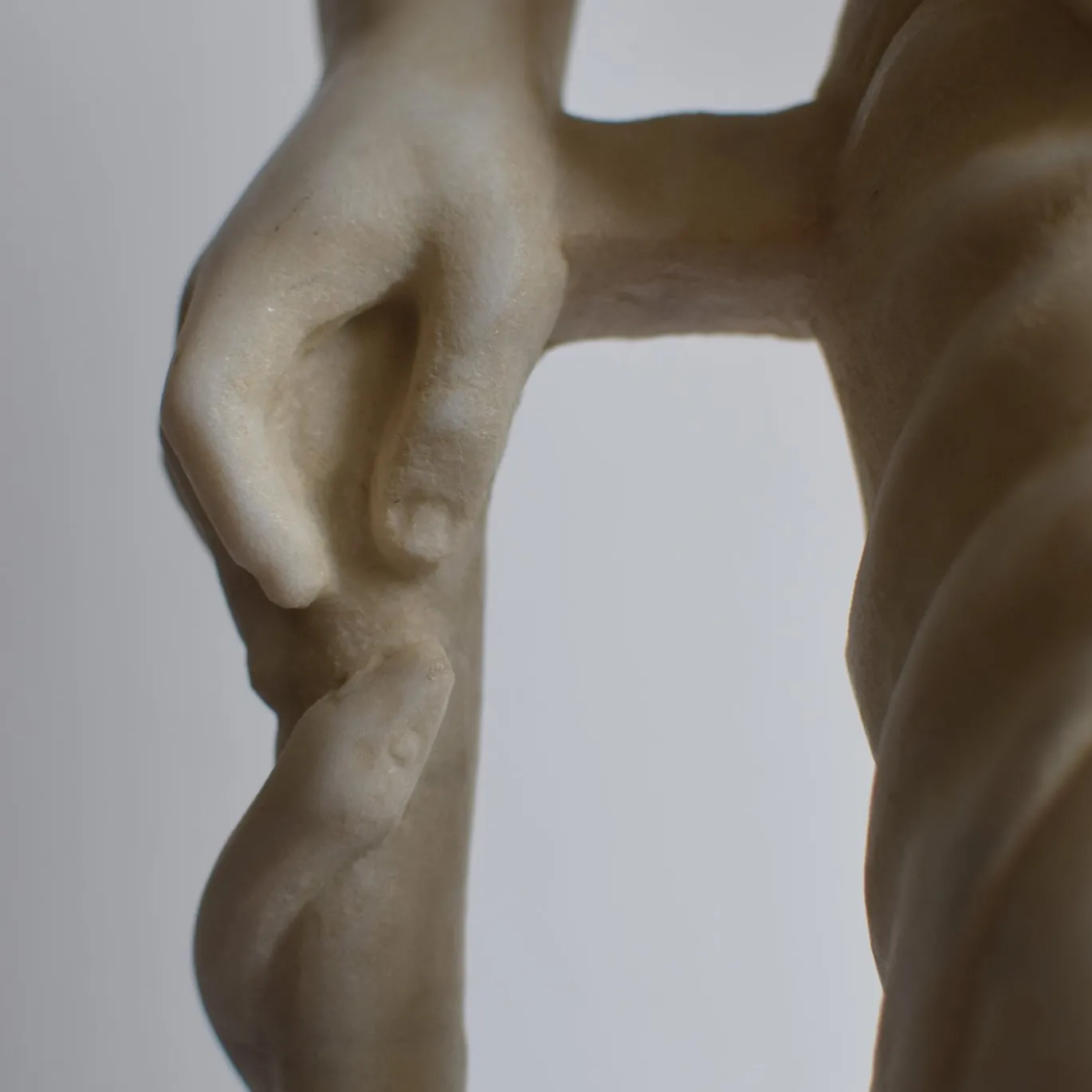 Statua Asclepio-Esculapio in Marmo Bianco Carrara