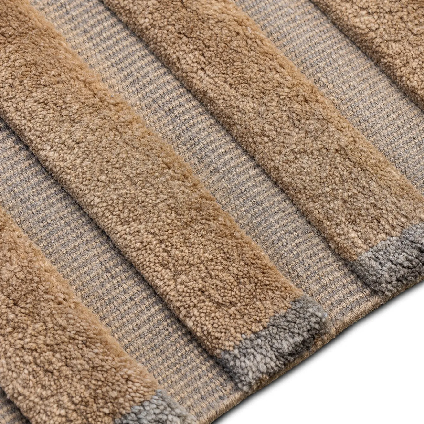 Tappeto Blue beige annodato a mano di Lucy Naughton #2