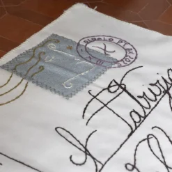 Tappeto Cartolina a Patrizia Valduga in Feltro con lana Aplina