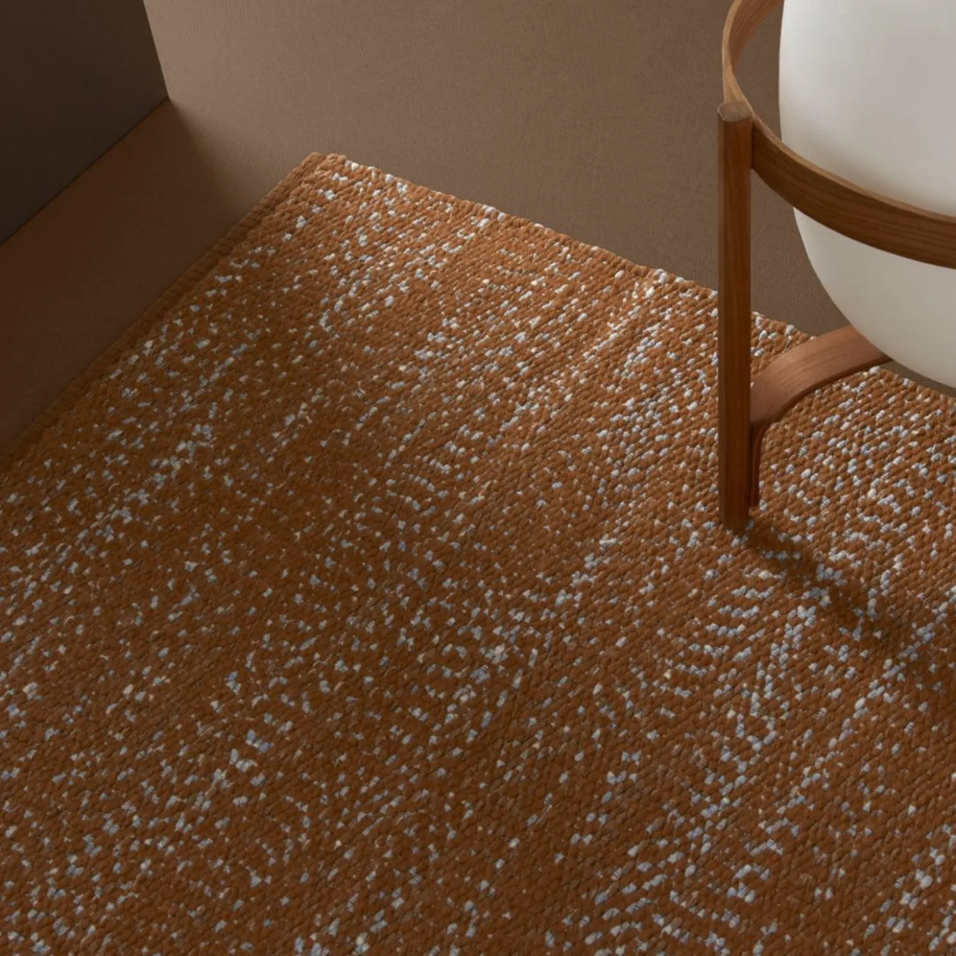 Tappeto in Alpaca, Lino e Seta marrone di Ignacia Murtagh