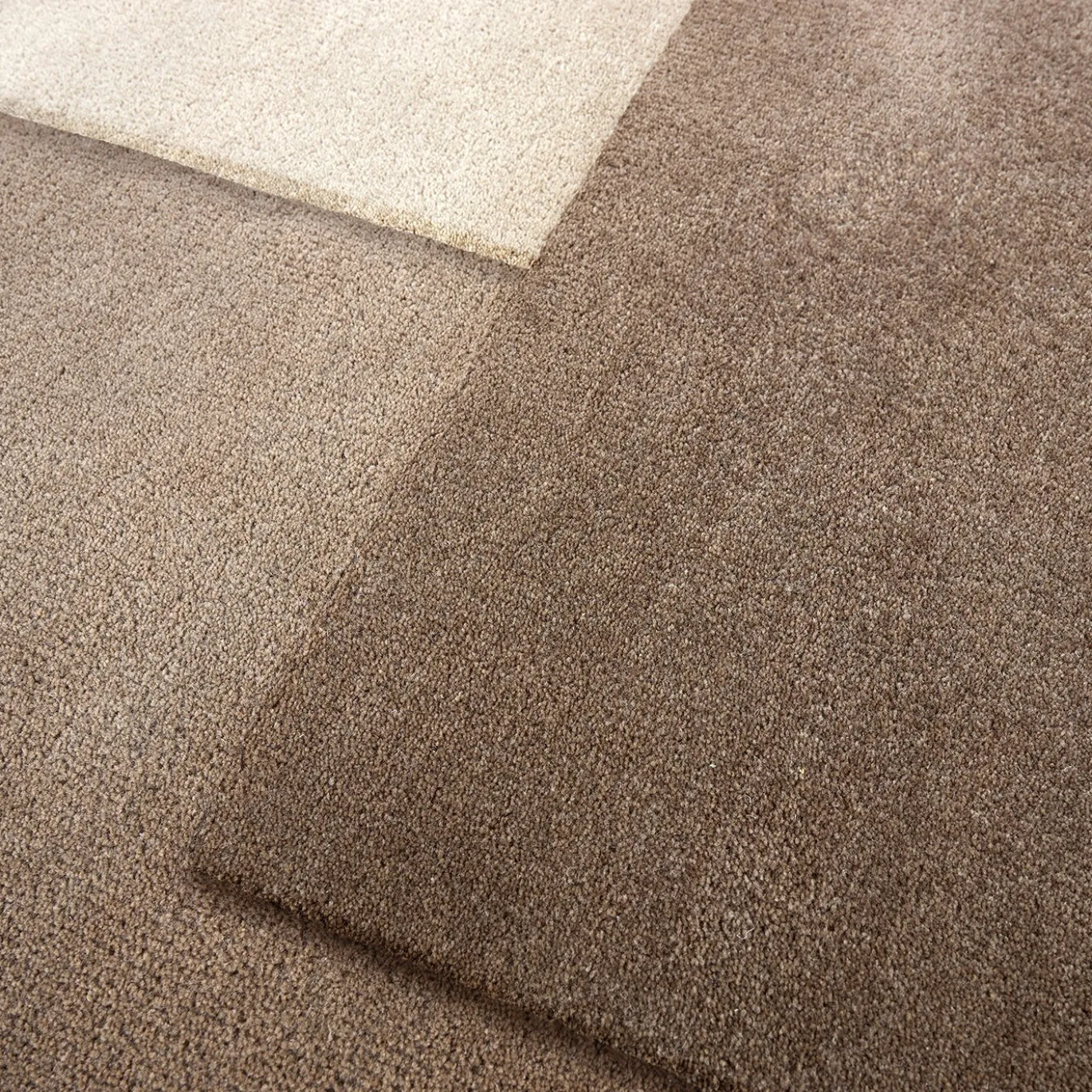 Tappeto in lana taupe Halo Aurora