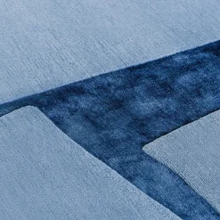 Tappeto Lettera Aperta Annodato a Mano in Tessuto Blu