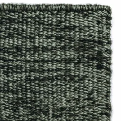 Tappeto Luce in seta e alpaca verde di Ignacia Murtagh