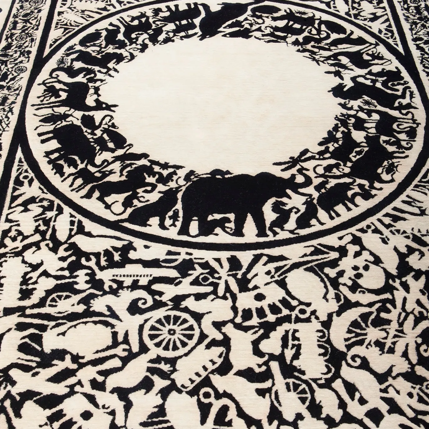 Tappeto Pantheon di Studio Job