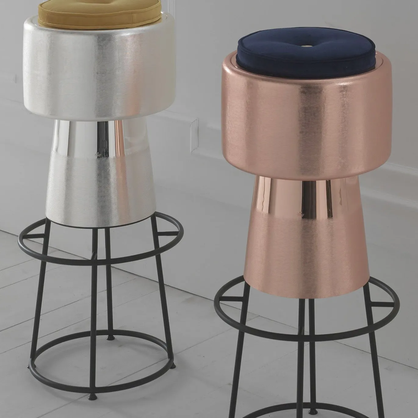 Tappo Sgabello da bar in argento di NOOII