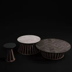 Tavolino alto con piano in vetro