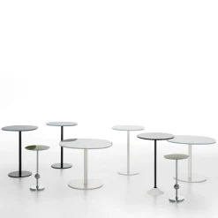 Tavolino basso bianco Solenoide di Piero Lissoni