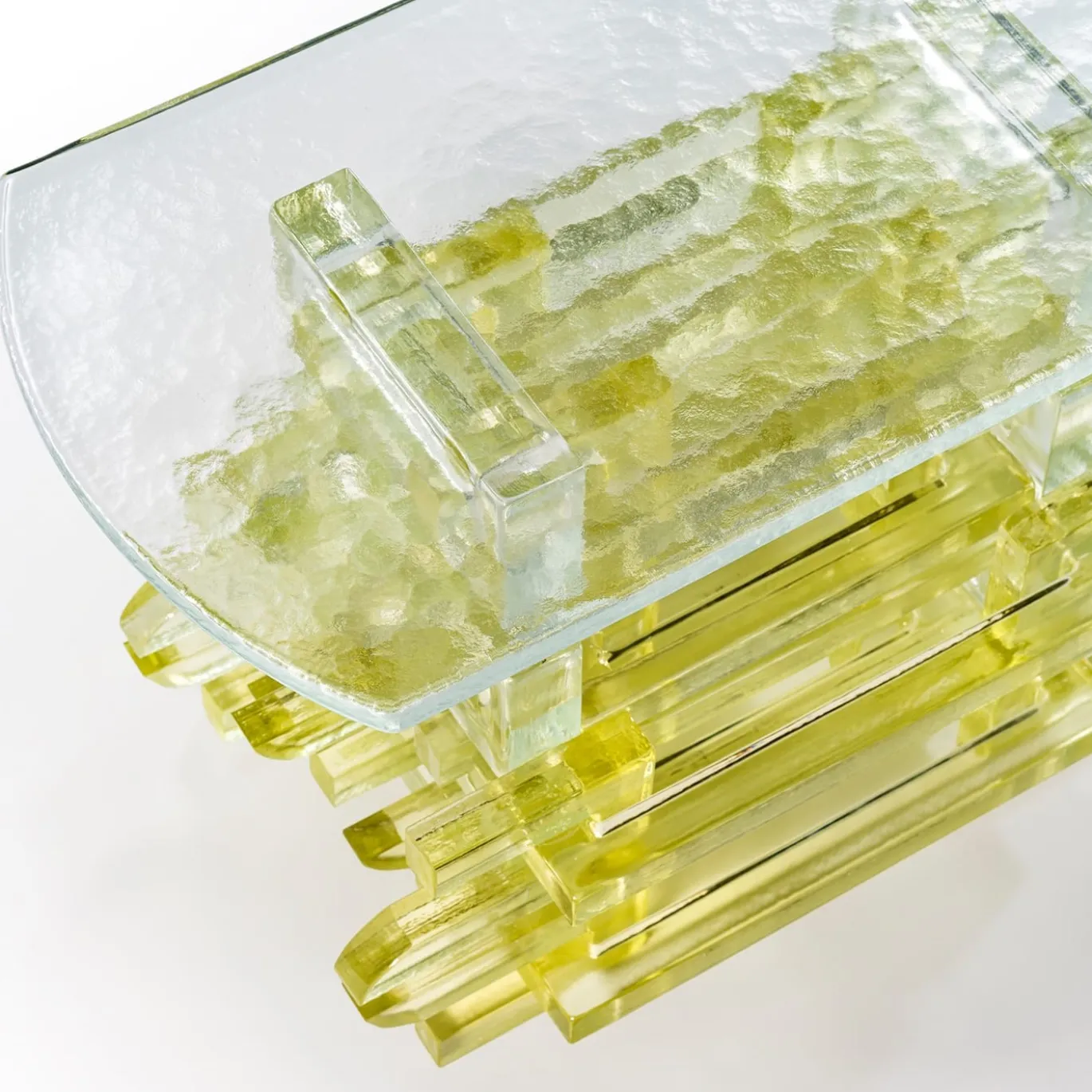 Tavolino Chain di Bethan Laura Wood