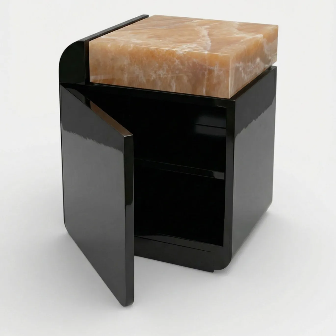 Tavolino Contenitore Amo Nero con Top in Onice Miele