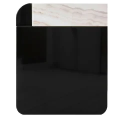 Tavolino contenitore in legno laccato nero con top in onice avorio
