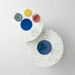 Tavolino da caffè basso rotondo Revéro in acciaio blu