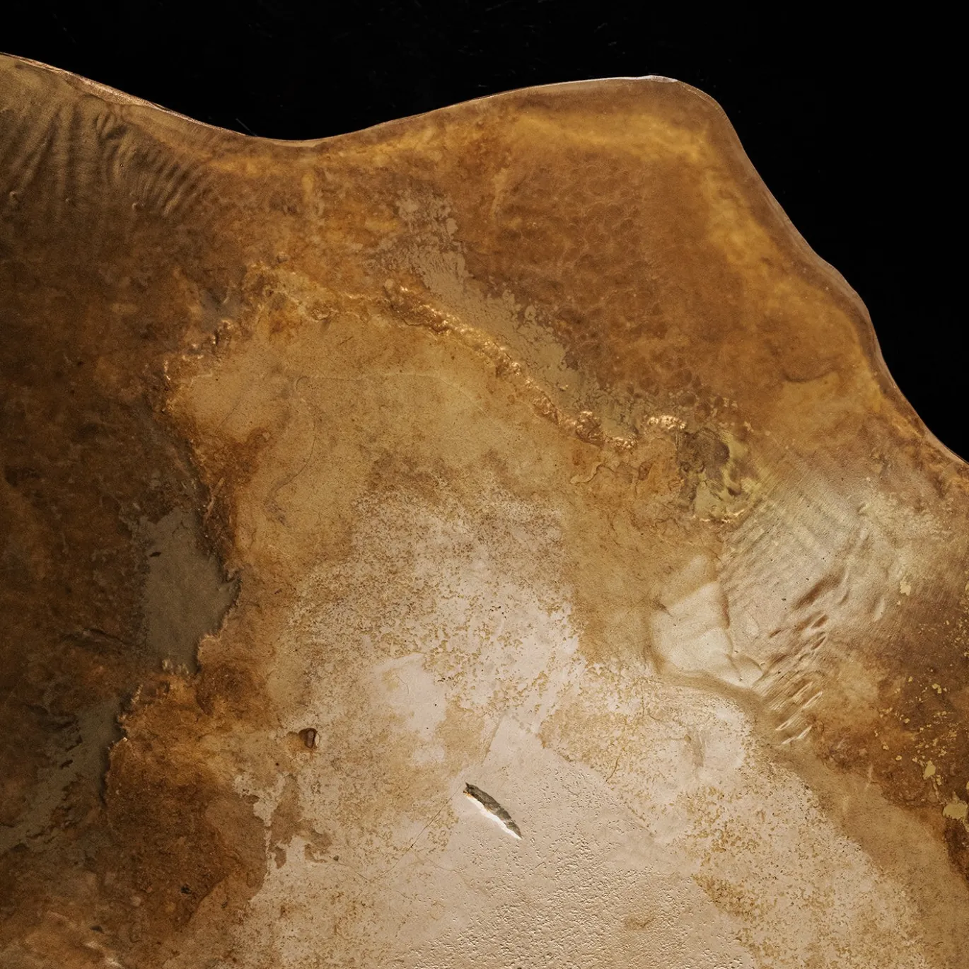 Tavolino da caffè in resina e bronzo Aurisino