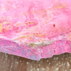 Tavolino da caffè scultoreo Candy rosa