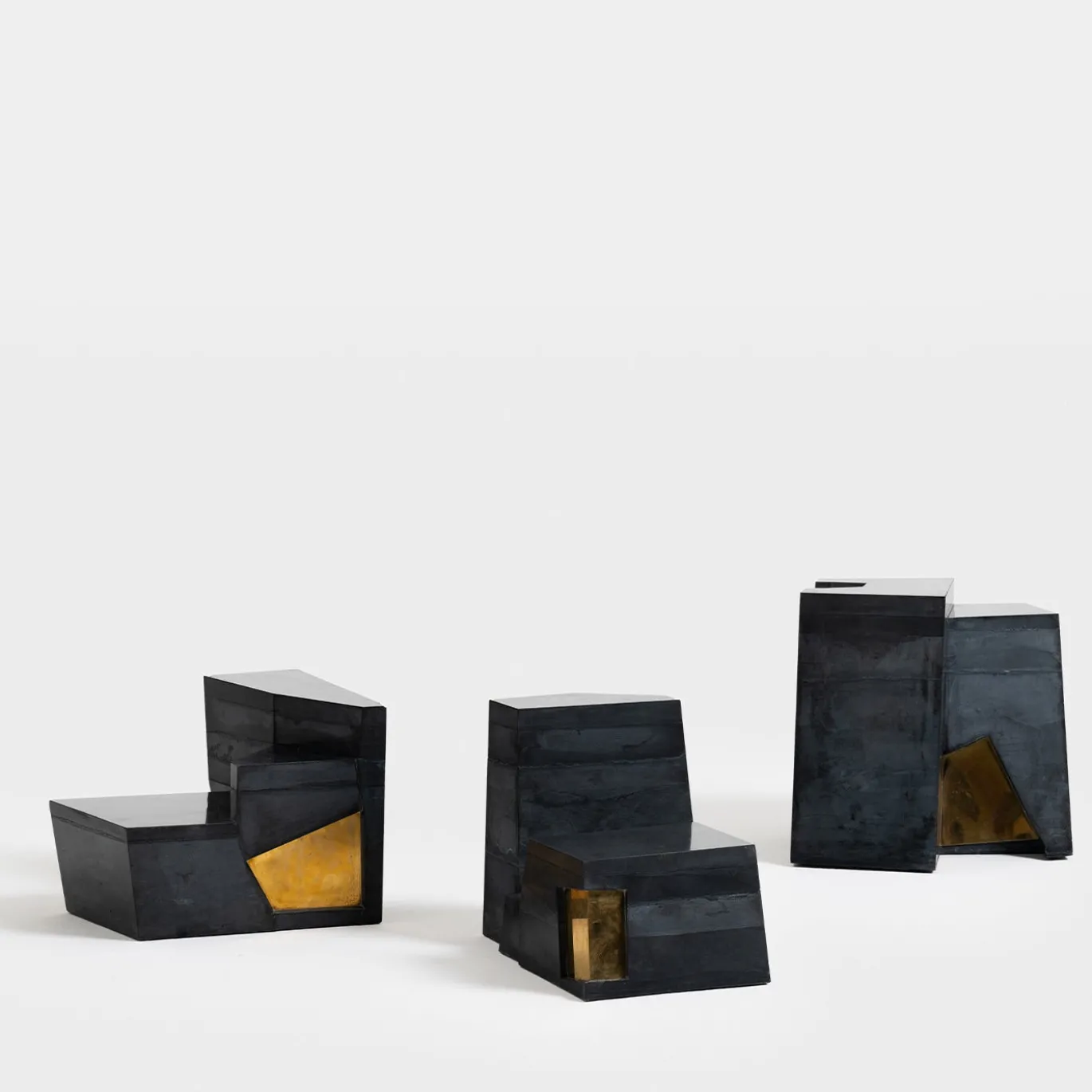 Tavolino da caffè Sedimento 1.2 in cemento nero
