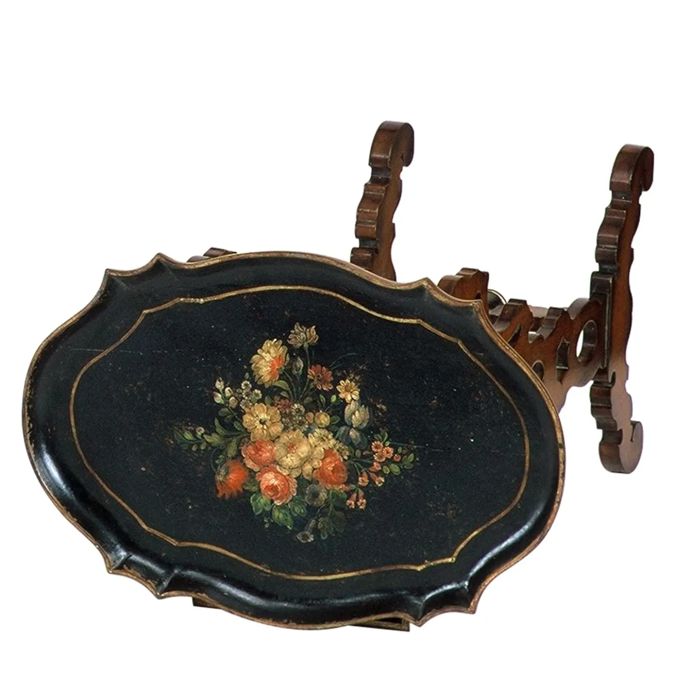 Tavolino da salotto di forma vittoriana con piano a vassoio