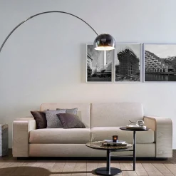 Tavolino doppio Altobasso in legno verde e beige con basi laccate bronzo