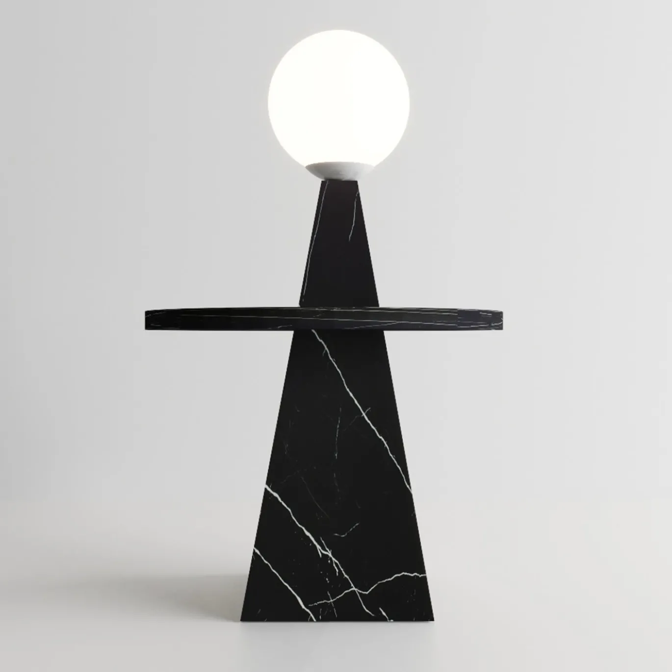 1512 Tavolino e lampada da terra in marmo nero di Sissy Daniele