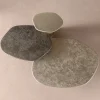 Tavolino grande Atollo con texture color champagne di CSM