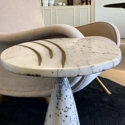 Tavolino in Ceramica Raku bianco con graffi oro
