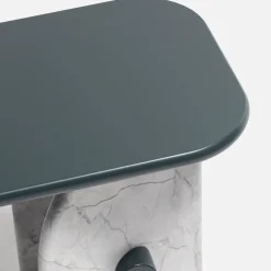 Tavolino In Marmo Super White con Top Laccato Grigio Nardo Lucido