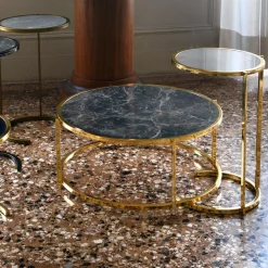 Tavolino in ottone brunito Teti