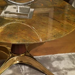 Tavolino in ottone e Terra di Siena