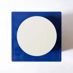Tavolino laterale Cube Blu e Bianco Lucido Toy Boy
