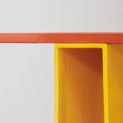 Tavolino laterale Rivington 50 in ceramica multicolore di Edward Barber & Jay Osgerby