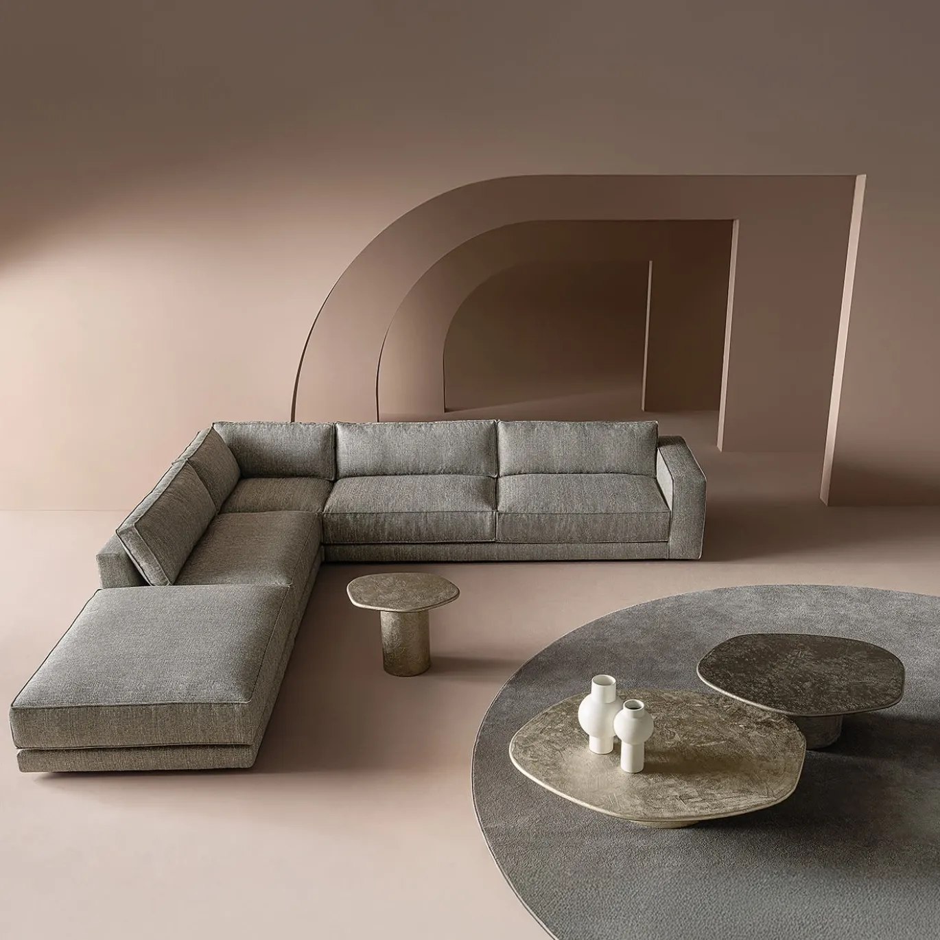 Tavolino medio Atollo con texture color bronzo di CSM