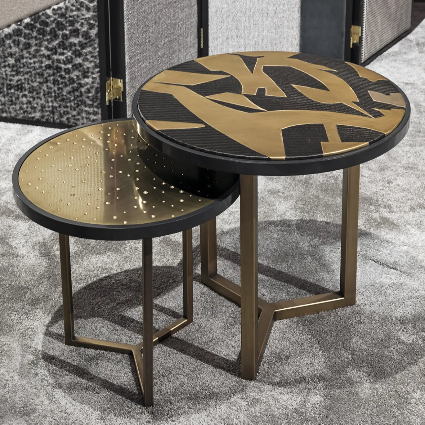Tavolino Romeo in legno e ottone