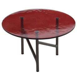 Tavolino rotondo Alexander rosso in vetro martellato di Marco Piva