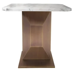 Tavolino Rylan con base in ottone e piano in marmo Calacatta
