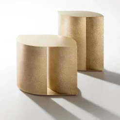 Tavolino Sinestesia 45 in Brass DeErosion di TIPSTUDIO