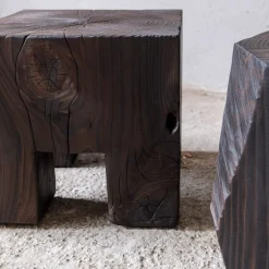 Tavolino Skelly Cube con finitura color carbone