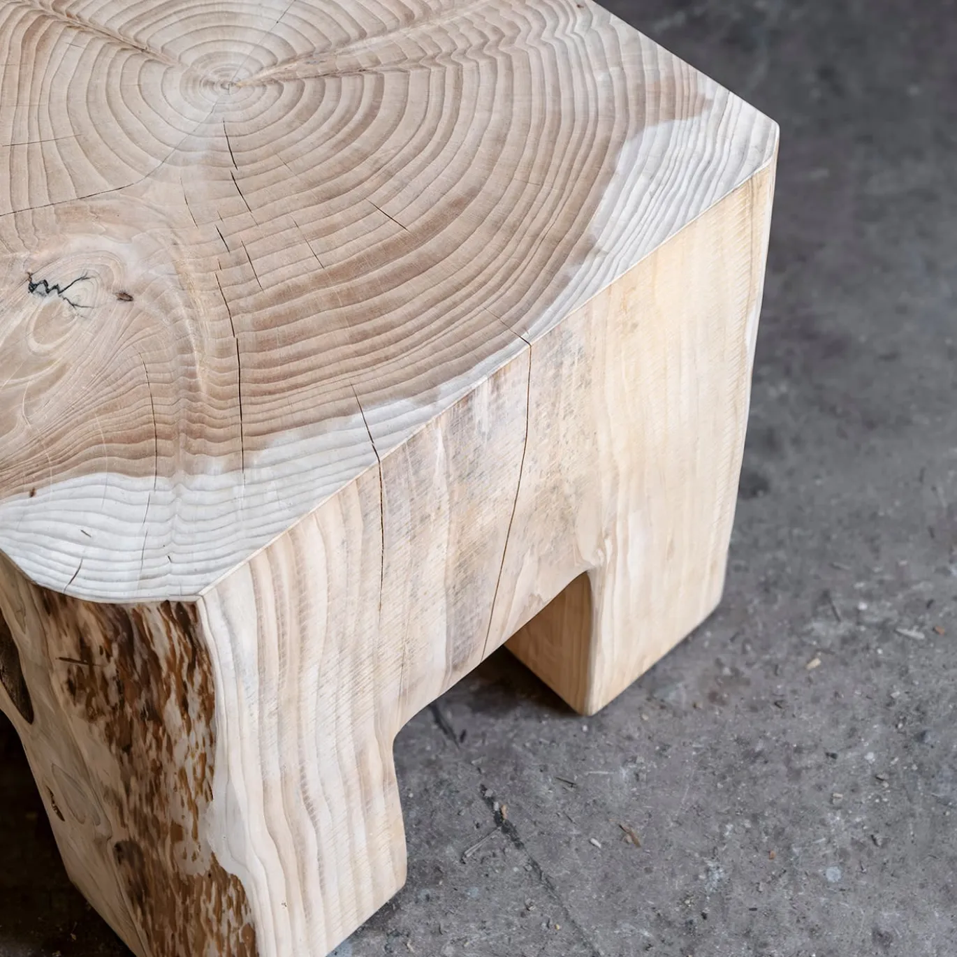 Tavolino Skelly Cube finitura naturale