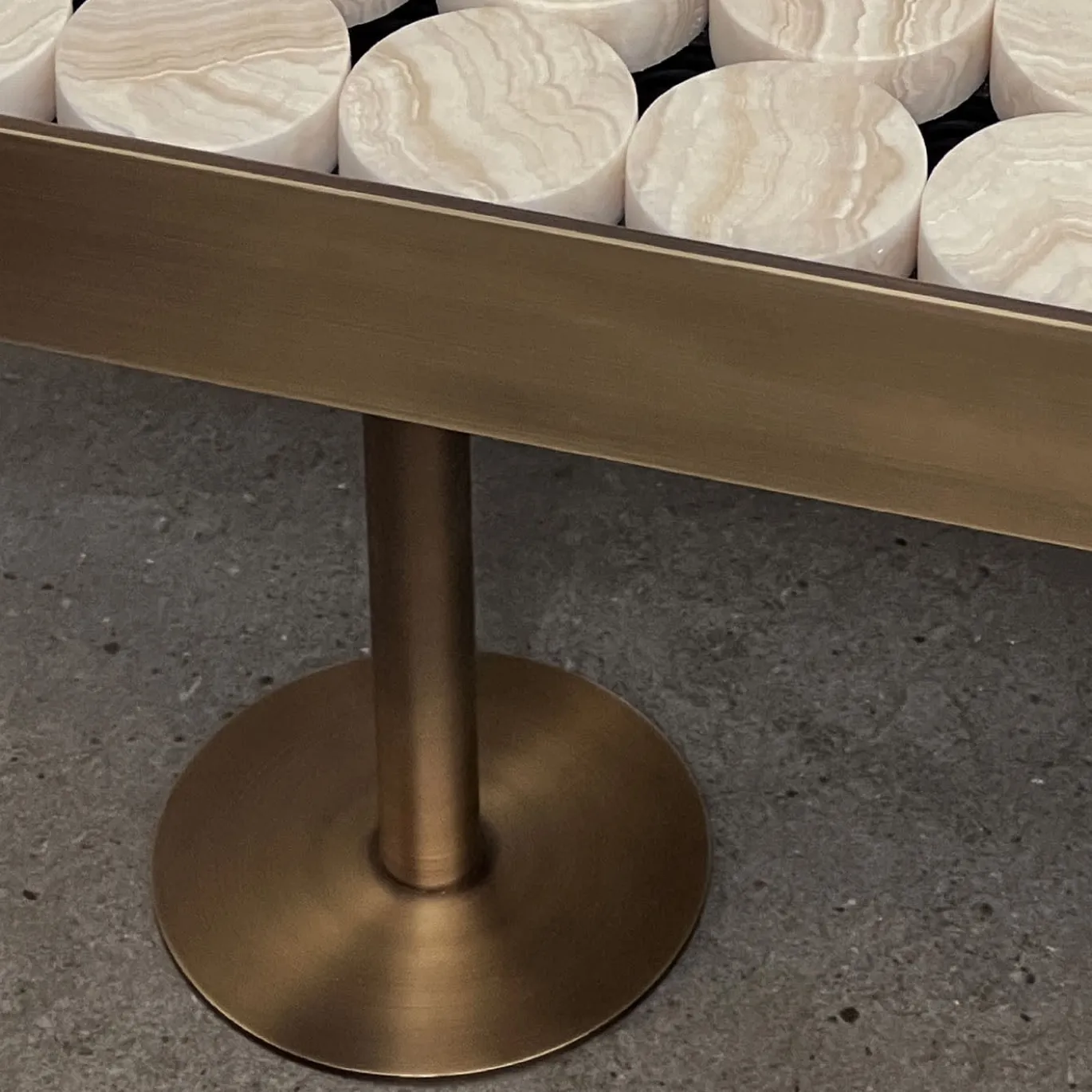 Tavolino Sofia in Onice Beige