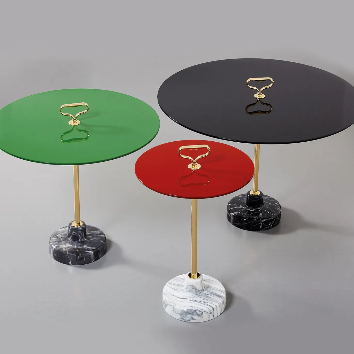 Tavolino Stand Red di Ignazio Gardella