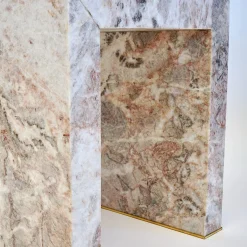 Tavolino Superleggero in marmo Fior di Pesco Carnico